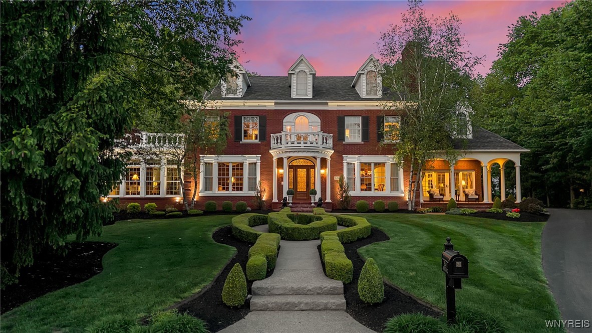 9540 Lakestone Court, Clarence, New York image 1