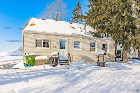 Tiny photo for 6107 Shawnee Road, Wheatfield, NY 14132 (MLS # B1660674)