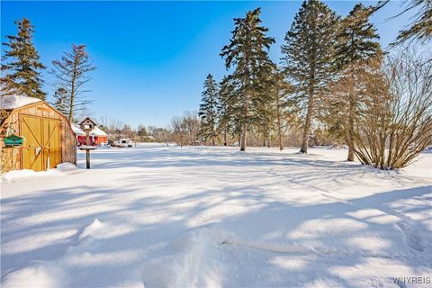 Tiny photo for 6107 Shawnee Road, Wheatfield, NY 14132 (MLS # B1660674)
