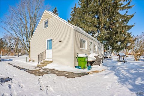 Tiny photo for 6107 Shawnee Road, Wheatfield, NY 14132 (MLS # B1660674)