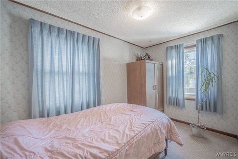 Tiny photo for 6107 Shawnee Road, Wheatfield, NY 14132 (MLS # B1660674)