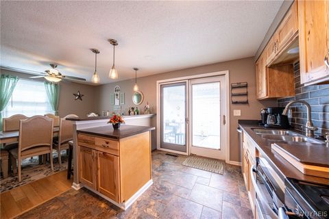 Tiny photo for 270 Wimbledon Court, West Seneca, NY 14224 (MLS # B1684954)