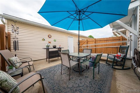 Tiny photo for 270 Wimbledon Court, West Seneca, NY 14224 (MLS # B1684954)