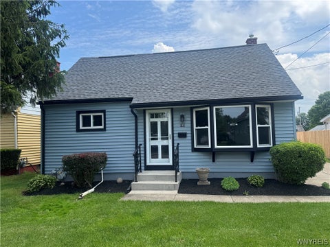 Homes For Sale - 195 Aris Avenue<br/> Cheektowaga, NY 14206
