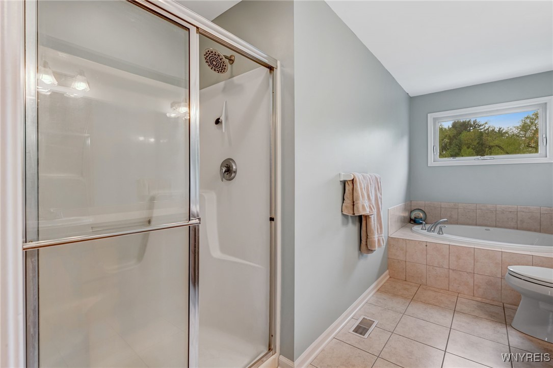 5236 Woodrich Court, Hamburg, New York image 38