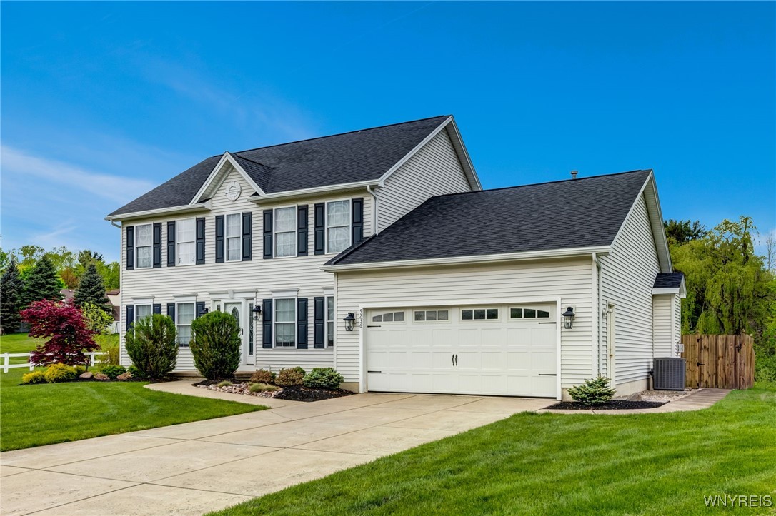 5236 Woodrich Court, Hamburg, New York image 2