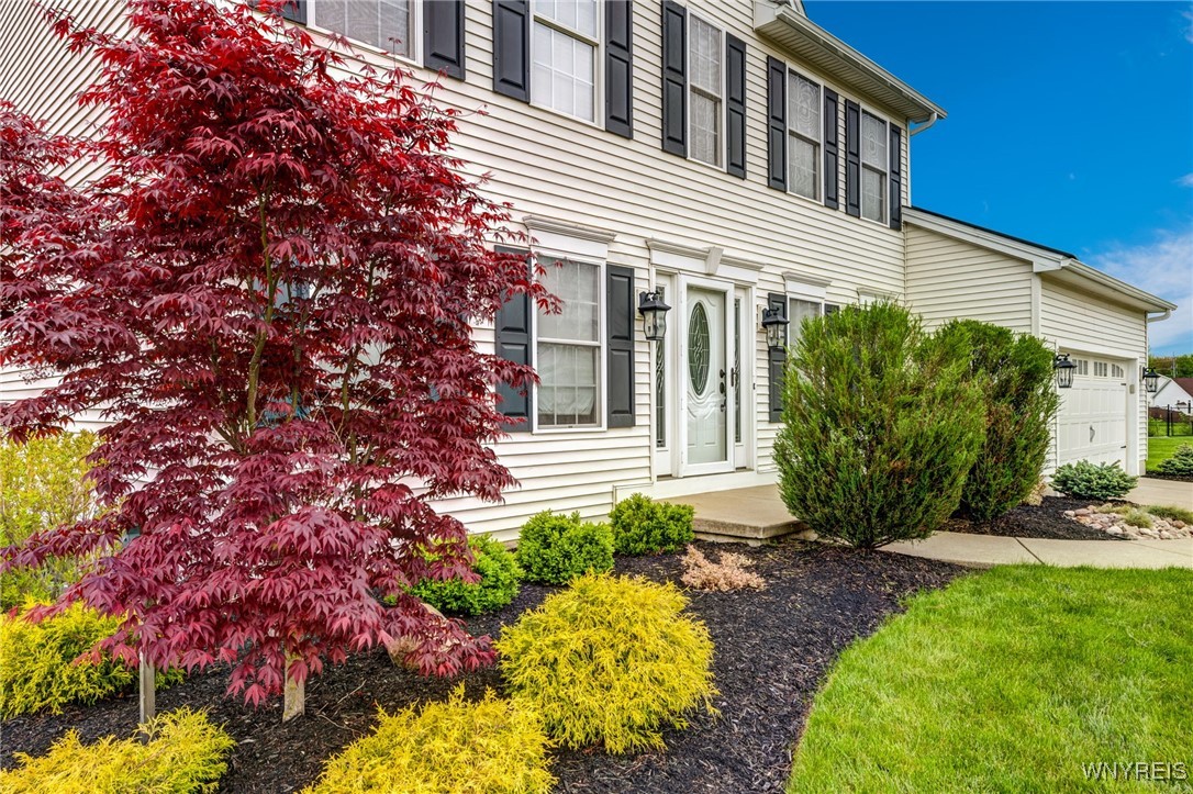 5236 Woodrich Court, Hamburg, New York image 4