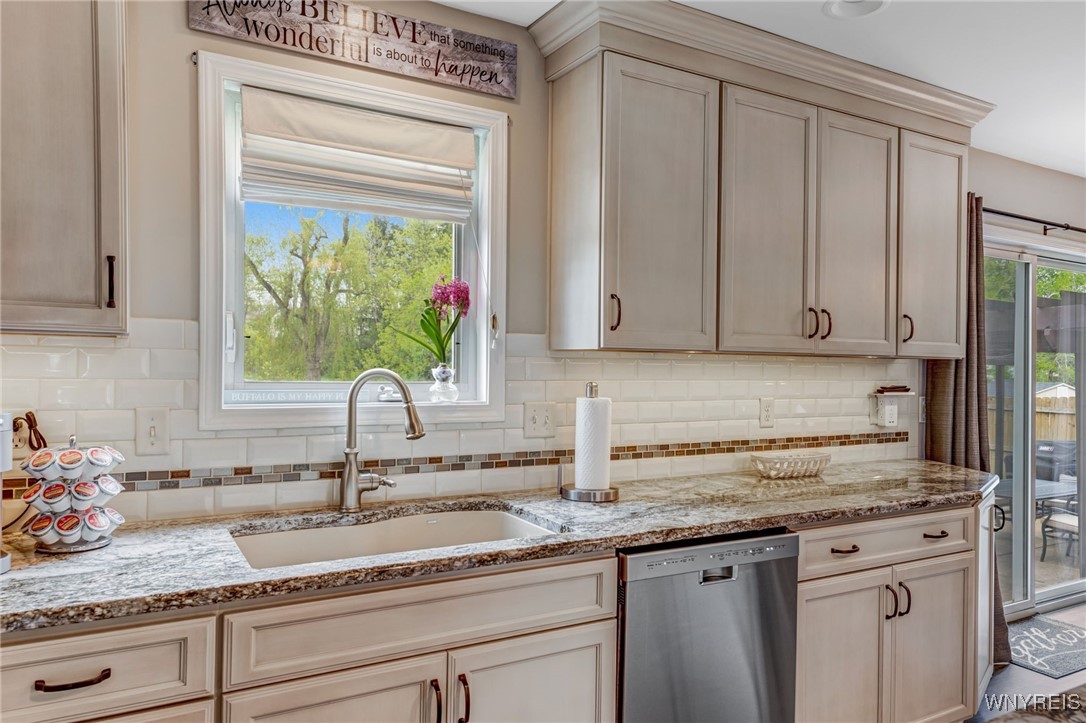 5236 Woodrich Court, Hamburg, New York image 13