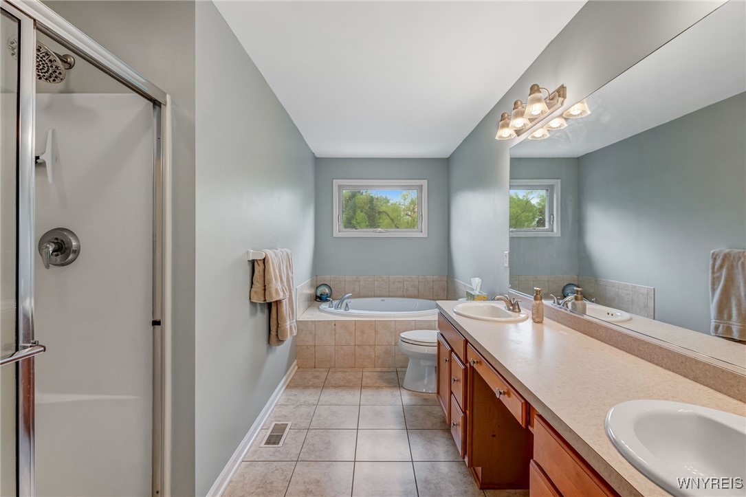 5236 Woodrich Court, Hamburg, New York image 36