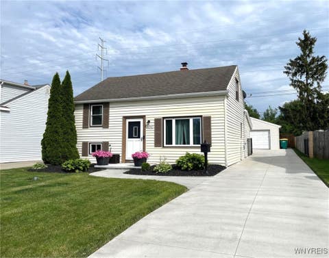 Photo for 4947 Morgan Parkway