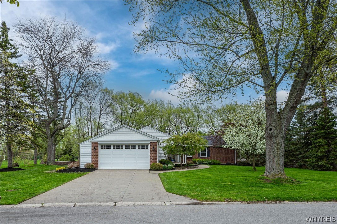 5 Knollwood Lane