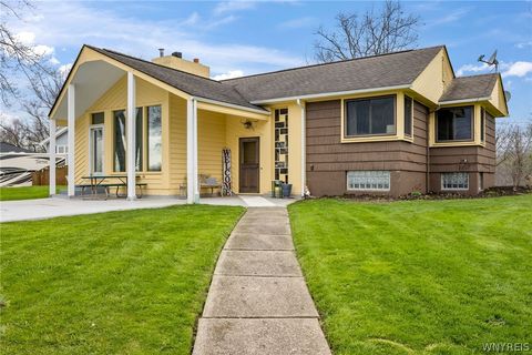 Photo for 1858 East River Road