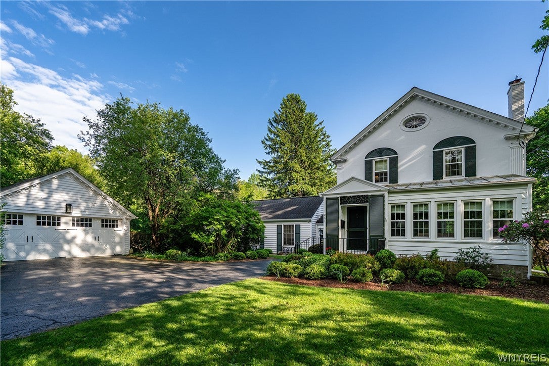 861 Chestnut Hill Road