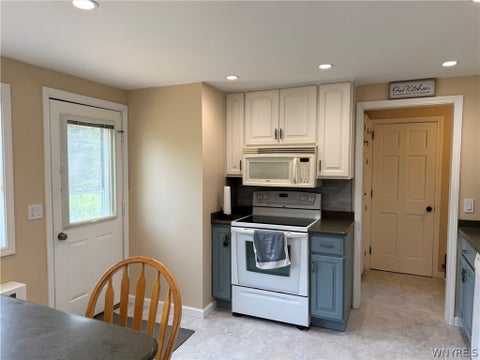 Tiny photo for 1721 Sweeney Street, North Tonawanda, NY 14120 (MLS # B1702417)