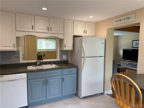 Tiny photo for 1721 Sweeney Street, North Tonawanda, NY 14120 (MLS # B1702417)