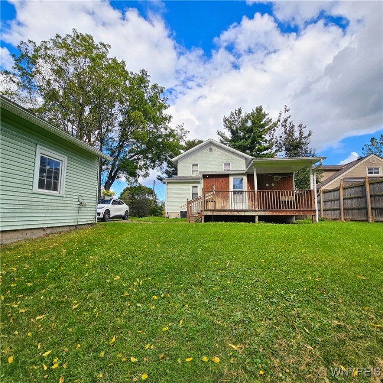 Lockport-City, New York 14094, United States, 4 Bedrooms Bedrooms, ,1 BathroomBathrooms,Residential,Pending,40586