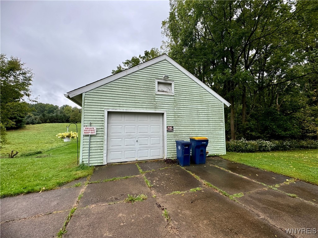 Lockport-City, New York 14094, United States, 4 Bedrooms Bedrooms, ,1 BathroomBathrooms,Residential,Pending,40586