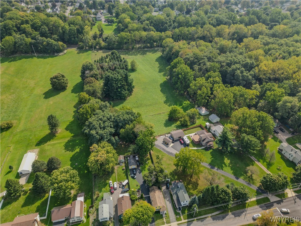 Lockport-City, New York 14094, United States, 4 Bedrooms Bedrooms, ,1 BathroomBathrooms,Residential,Pending,40586