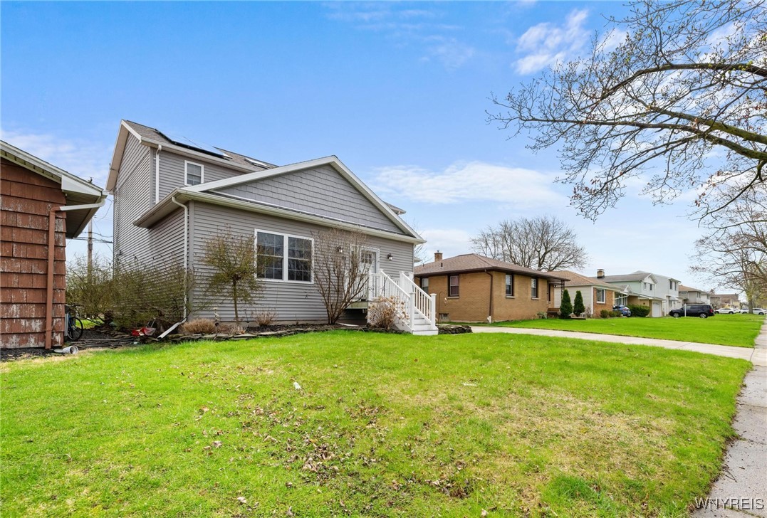 83 Margaret Road, Amherst, New York image 2