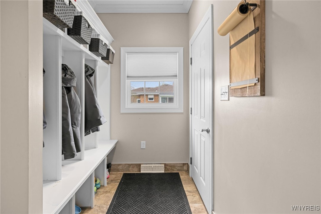 83 Margaret Road, Amherst, New York image 4