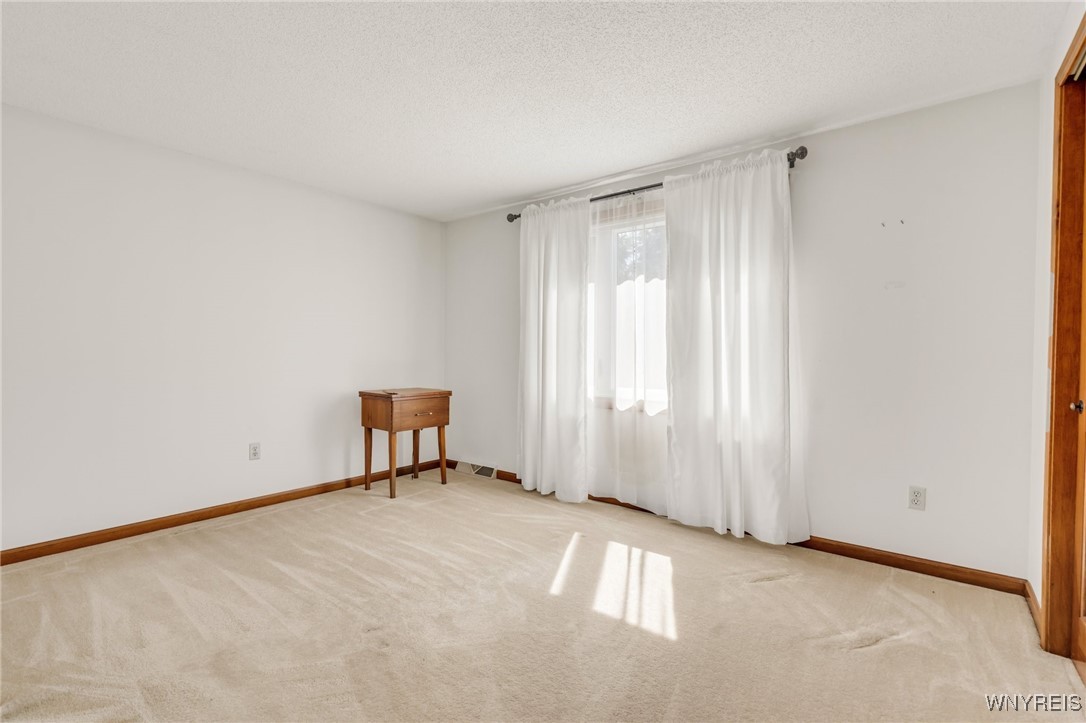 24 Bluejay Circle, Lancaster, New York image 22