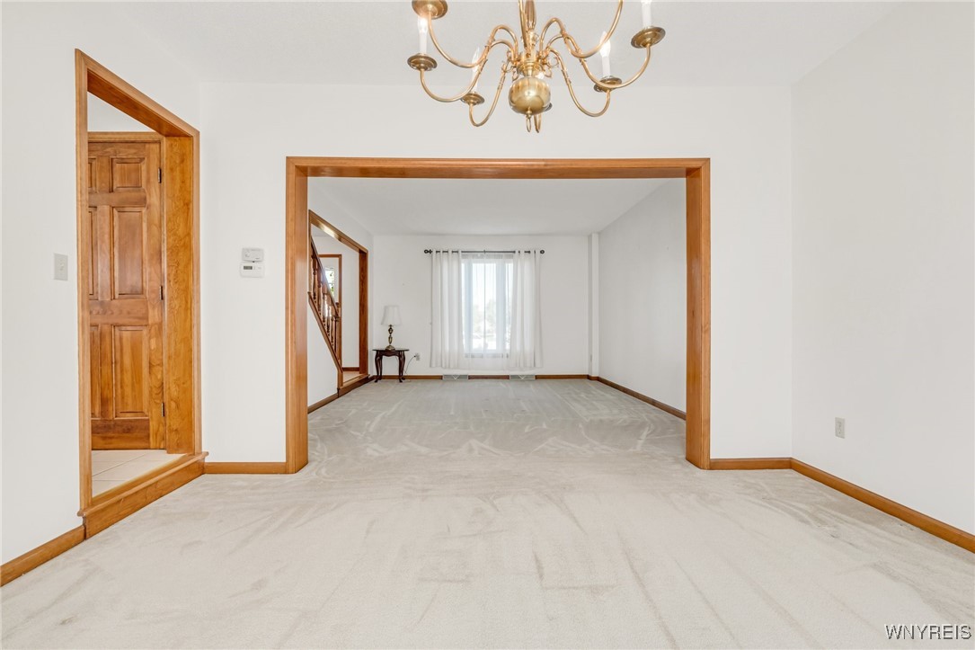 24 Bluejay Circle, Lancaster, New York image 8