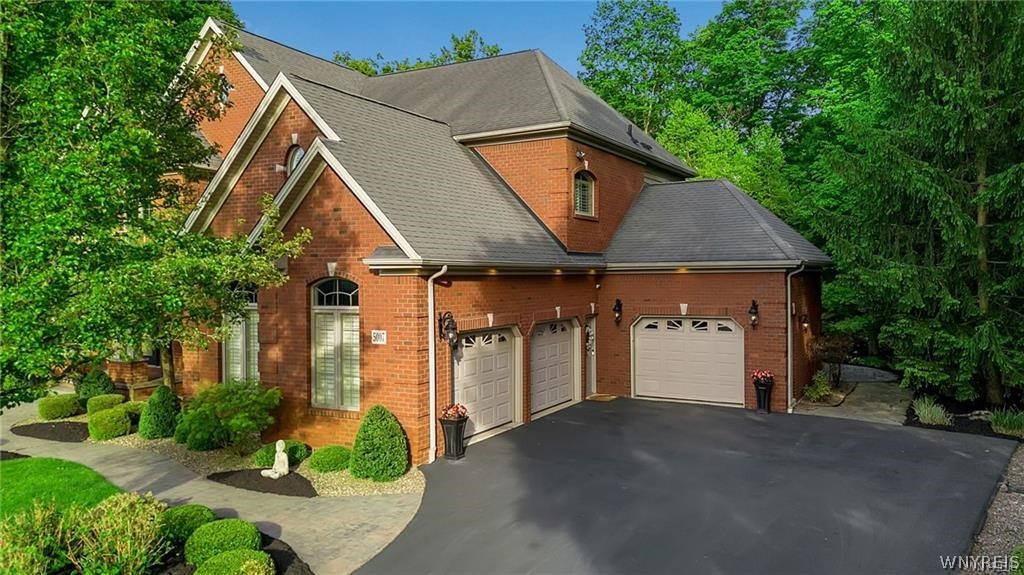 5007 Rockhaven Drive