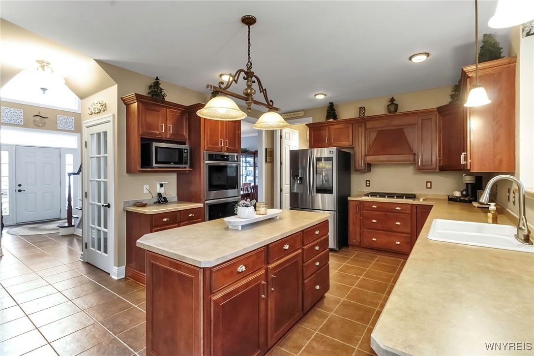 11 Valley Overlook Drive, Lancaster, New York image 16