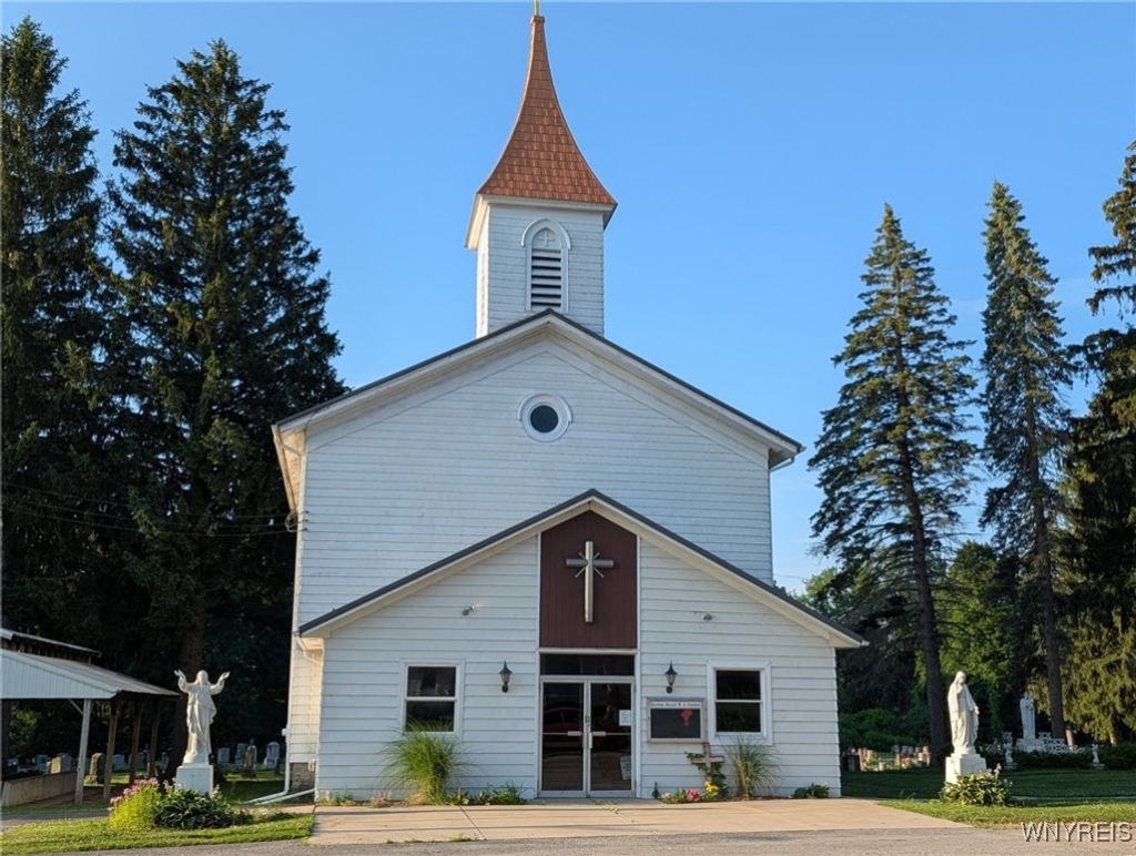 Photo of 1230 Clinton Street Road, Bennington, NY 14011 (MLS # B1622694)