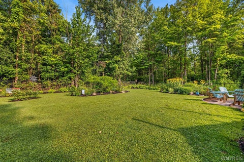 Tiny photo for 4071 Calkins Road, Lewiston, NY 14174 (MLS # B1705661)