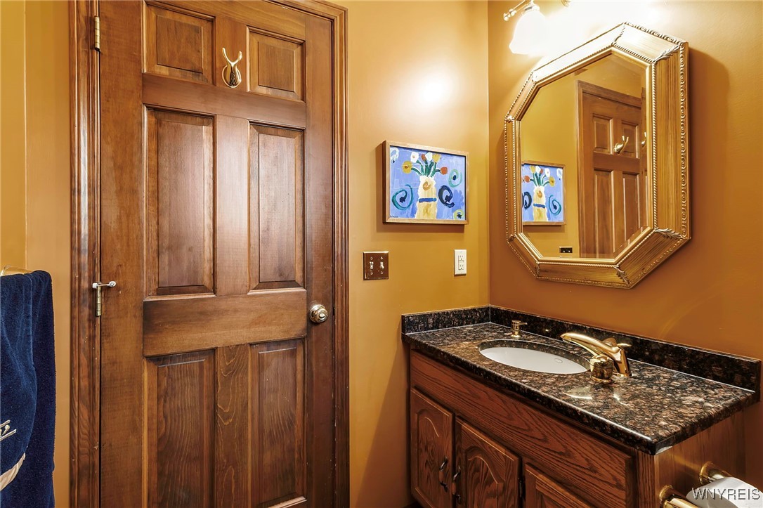 35 Hemlock Hill Road, Orchard Park, New York image 21