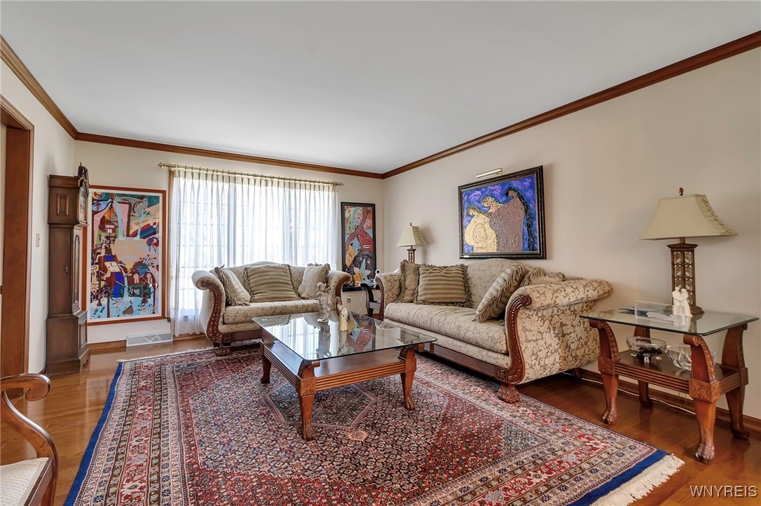 35 Hemlock Hill Road, Orchard Park, New York image 6
