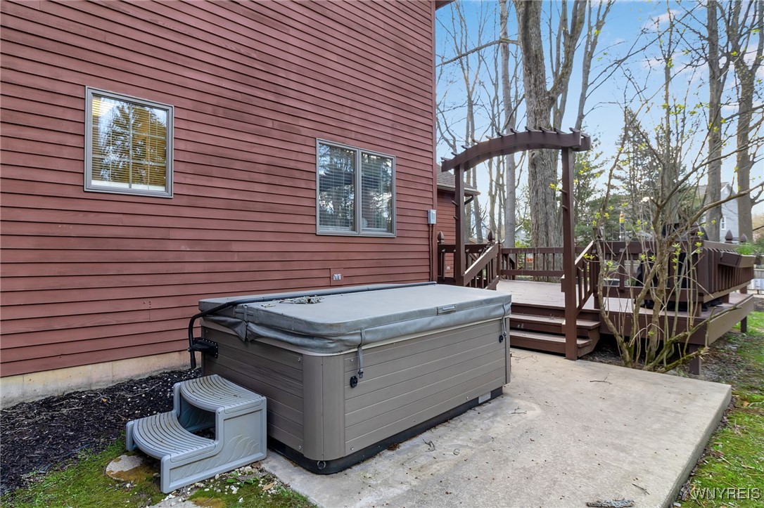 35 Hemlock Hill Road, Orchard Park, New York image 44