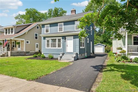 Homes For Sale - 148 68th Street<br/> Niagara Falls, NY 14304