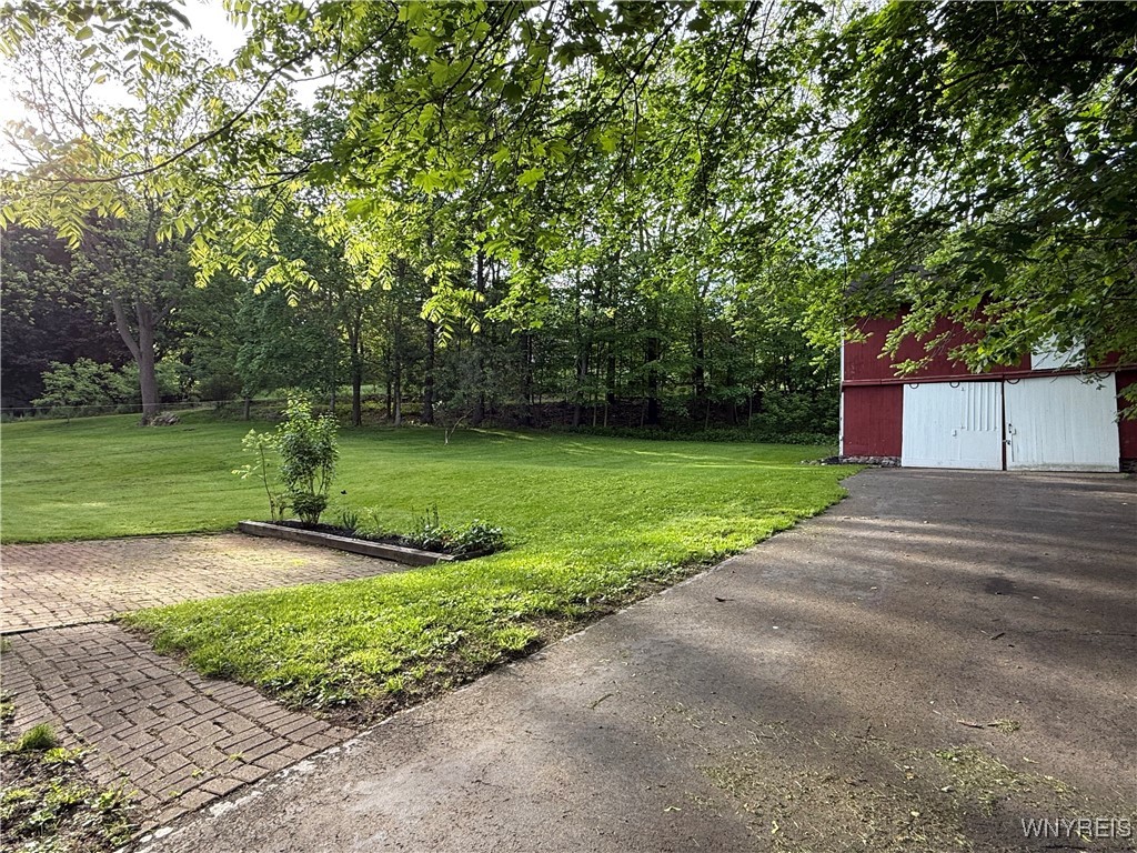 35 Victor Mendon Road, Mendon, New York image 26