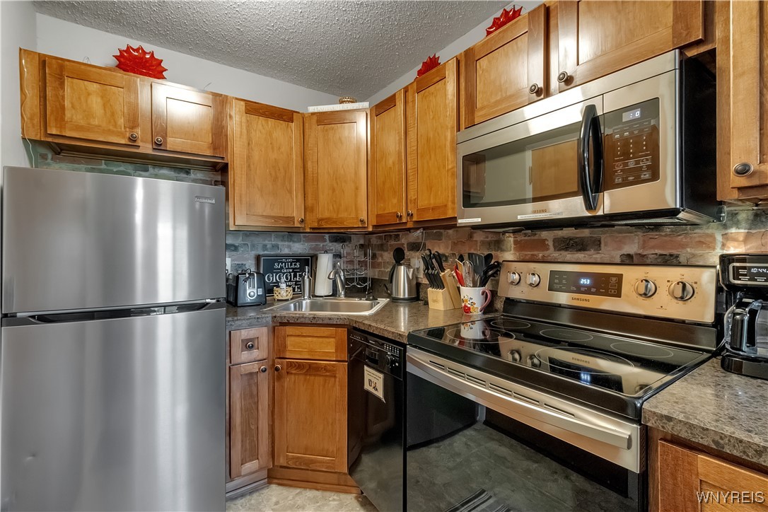 B102 Snowpine, Ellicottville, New York image 21