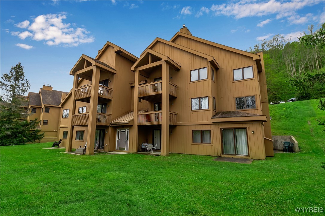 B102 Snowpine, Ellicottville, New York image 37