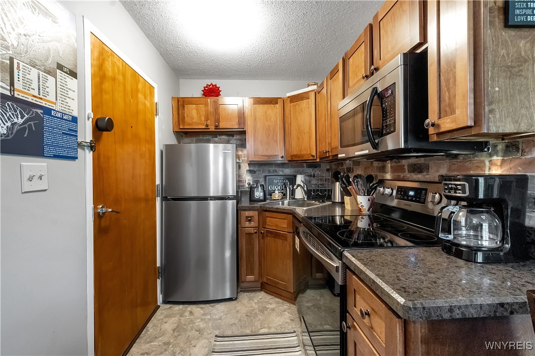 B102 Snowpine, Ellicottville, New York image 22