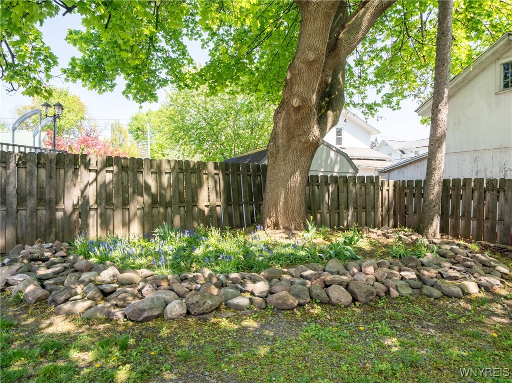 Sweden, New York 14420, United States, 3 Bedrooms Bedrooms, ,2 BathroomsBathrooms,Residential,Pending,129554