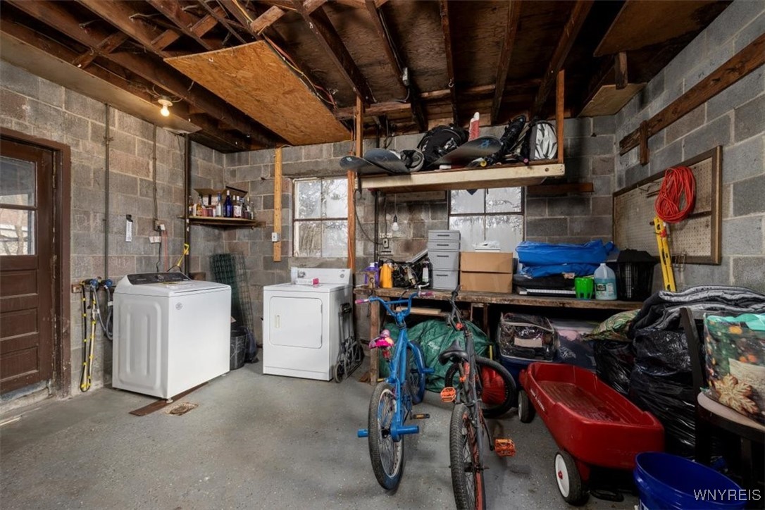 364 Homecrest Drive, Amherst, New York image 15