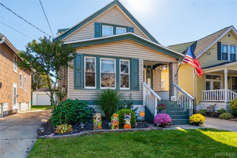 Photo of 161 Whitfield Avenue, Buffalo, NY 14220 (MLS # B1724301)