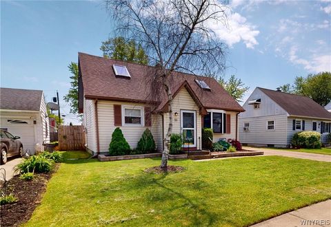 Homes For Sale - 55 Fontaine Drive<br/> Cheektowaga, NY 14215