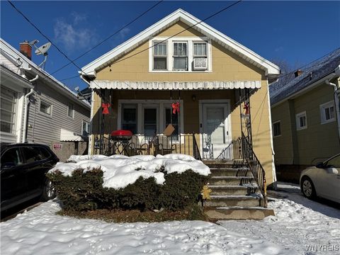 Photo of 520 Lisbon Avenue, Buffalo, NY 14215 (MLS # B1654604)