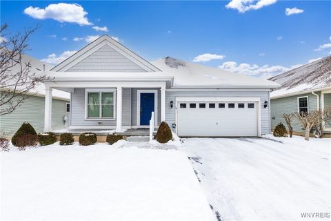 Photo of 14 Wetherby Way, Lancaster, NY 14086 (MLS # B1654937)