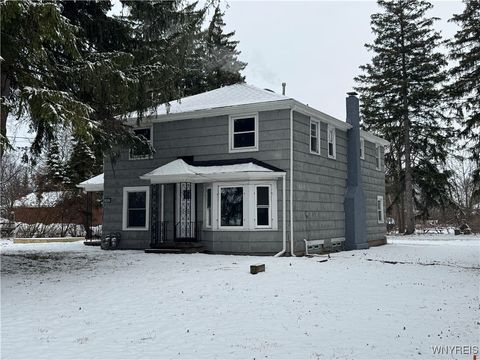 Photo of 5963 Transit Road, Lancaster, NY 14043 (MLS # B1656136)