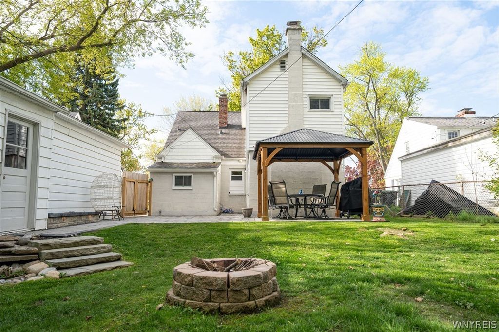 Photo of 144 Koenig Road, Tonawanda, NY 14150 (MLS # B1680553)