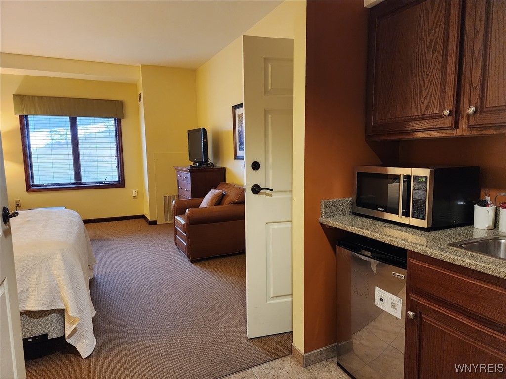 317/319-4 Tamarack, Ellicottville, New York image 28
