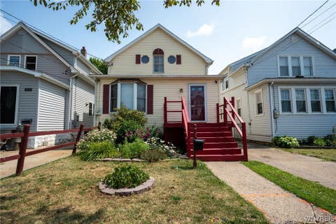Homes For Sale - 157 Riverdale Avenue<br/> Tonawanda, NY 14207