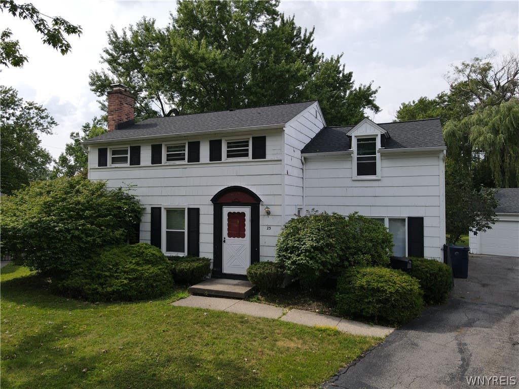 Photo of 23 Millbrook Court, Amherst, NY 14221 (MLS # B1701777)