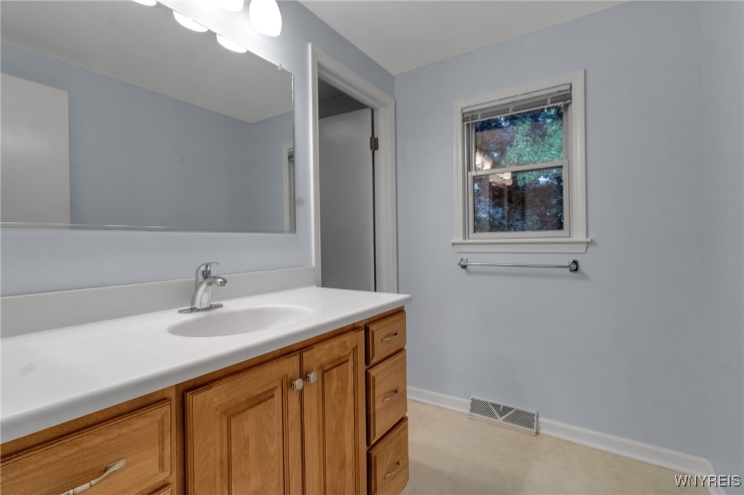 4640 Pine Mnr Mnr #W, Clarence, New York image 22